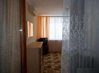 Гостиница Guest House Lenina 35 Алупка Люкс с кроватью размера "king-size" и видом на море-10